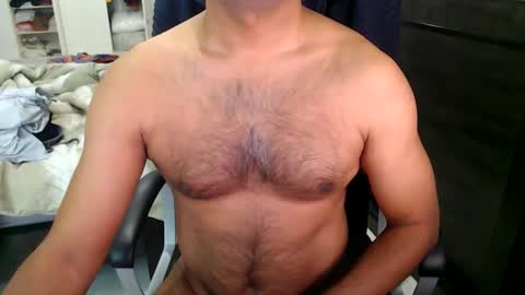 Snapshot of night_rider09711 chatting on 01/22/25, 06:52 night_rider09711 online show from 01/22/25, 06:52