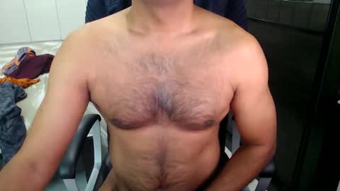 Snapshot of night_rider09711 chatting on 01/28/25, 07:43 night_rider09711 online show from 01/28/25, 07:43