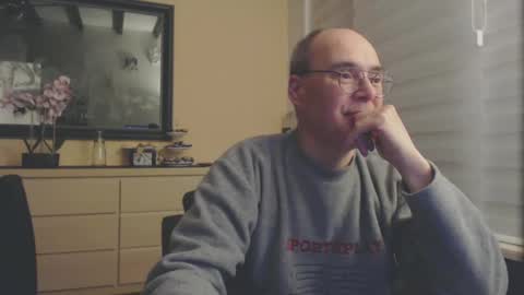 Snapshot of nightkeeper63 chatting on 01/23/25, 12:35 nightkeeper63 online show from 01/23/25, 12:35