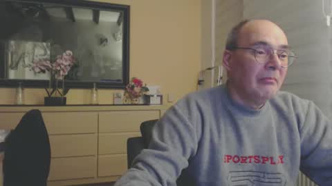 Snapshot of nightkeeper63 chatting on 01/25/25, 12:17 nightkeeper63 online show from 01/25/25, 12:17