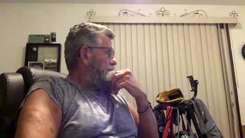 nightmoves1970 online show from 09/22/25, 02:24