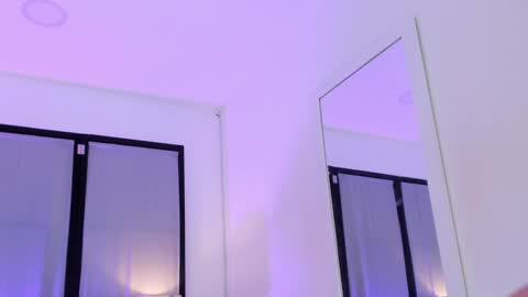 Niicole online show from 12/11/24, 07:14