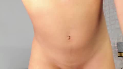 Niicole online show from 09/27/25, 08:03