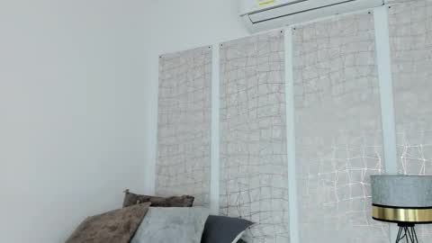 Niicole online show from 10/23/25, 07:12