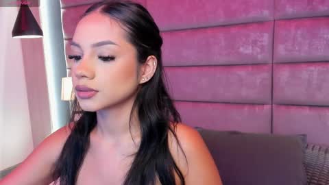Snapshot of niicole_taylor chatting on 04/13/26, 02:55 Nicole online show from 04/13/26, 02:55