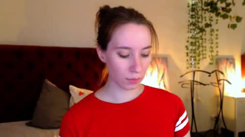 Snapshot of niixi chatting on 06/19/26, 11:30 niixi online show from 06/19/26, 11:30