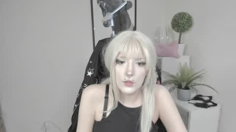 Nika online show from 07/23/26, 12:58