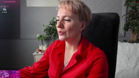 Nika online show from 12/13/24, 01:33