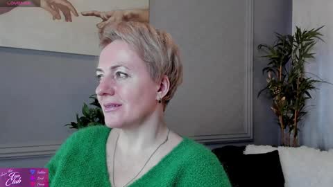 Nika online show from 02/07/25, 10:08