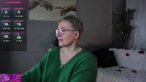 Nika online show from 02/14/25, 05:41