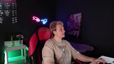 Nika online show from 10/03/25, 09:17