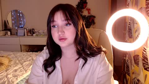 Snapshot of nikaking22 chatting on 01/03/25, 11:44 nikaking22 online show from 01/03/25, 11:44