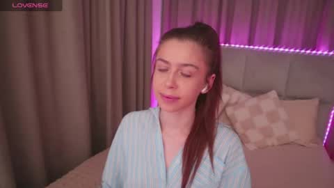 Nika online show from 06/15/26, 12:46