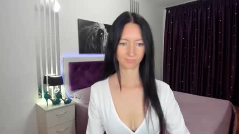 NikaLewis online show from 09/28/25, 04:51