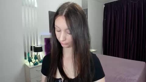 NikaLewis online show from 04/17/26, 04:48