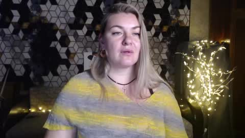 Snapshot of nikaskylink chatting on 03/20/26, 09:41 Nika online show from 03/20/26, 09:41