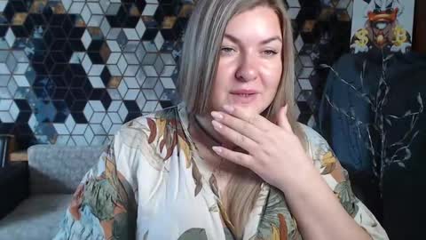 Snapshot of nikaskylink chatting on 04/16/26, 04:57 Nika online show from 04/16/26, 04:57