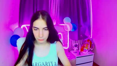 nikastarkk online show from 10/03/25, 07:27