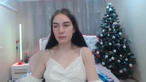 nikastarkk online show from 12/05/25, 07:54