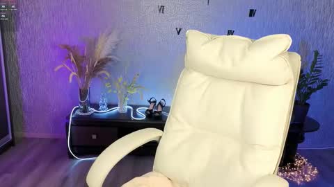 Snapshot of nikastill_ chatting on 01/19/26, 12:58 NikaStill online show from 01/19/26, 12:58