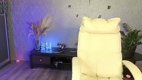 Snapshot of nikastill_ chatting on 02/14/26, 04:53 NikaStill online show from 02/14/26, 04:53