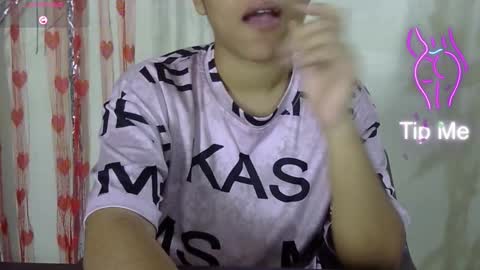 Snapshot of nike_aj chatting on 11/29/25, 04:48 Nike online show from 11/29/25, 04:48