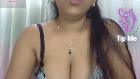 Snapshot of nike_aj chatting on 12/04/25, 05:50 Nike online show from 12/04/25, 05:50