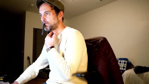 Nike Jude online show from 10/10/25, 01:15