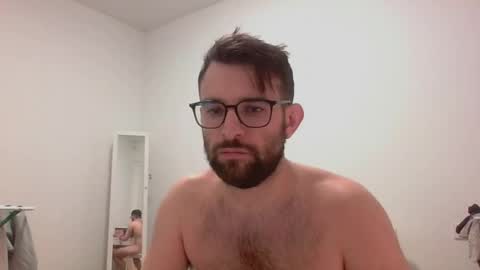 Snapshot of nikgenini chatting on 04/17/26, 01:47 Nik Jay online show from 04/17/26, 01:47