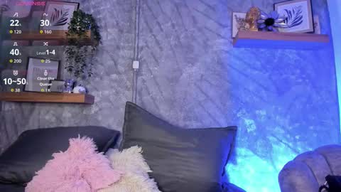 Snapshot of nikibrice chatting on 01/18/26, 07:06 online show from 01/18/26, 07:06