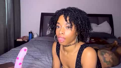 Snapshot of nikitalove104 chatting on 10/01/25, 03:51 nikitalove104 online show from 10/01/25, 03:51