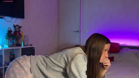 Snapshot of nikitosforyou chatting on 01/06/25, 08:03 nikitosforyou online show from 01/06/25, 08:03