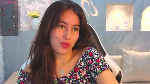 Snapshot of nikka_tx chatting on 02/07/26, 08:12 Online 2200 to 600 online show from 02/07/26, 08:12