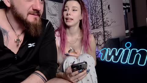 nikki7377 online show from 01/28/25, 06:38