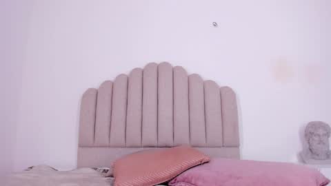 Snapshot of nikki_angel_ chatting on 01/28/25, 11:39 NIkki Angel online show from 01/28/25, 11:39