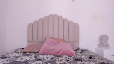 Snapshot of nikki_angel_ chatting on 01/30/25, 11:34 NIkki Angel online show from 01/30/25, 11:34