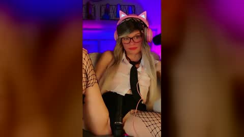 Kitty Chatte online show from 05/16/26, 07:05