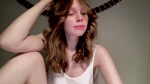 Nikki online show from 01/31/25, 01:12