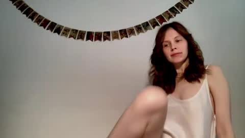 Nikki online show from 02/08/25, 10:18