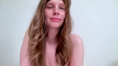 Nikki online show from 06/03/26, 02:33