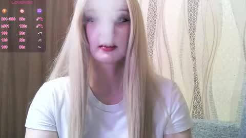 Nikki Roseanna online show from 11/28/25, 03:14