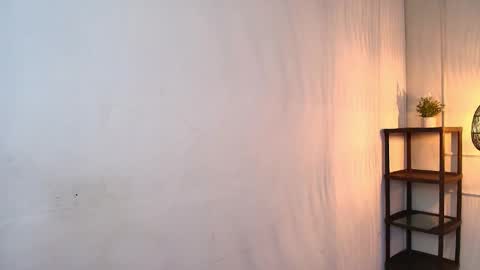 Snapshot of nikki_vesper chatting on 11/05/25, 12:05 nikki_vesper online show from 11/05/25, 12:05