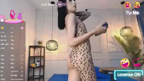 nikki_vesper online show from 04/28/26, 03:33