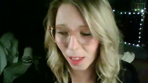 Snapshot of nikkib653466 chatting on 02/08/26, 05:11 nikkib653466 online show from 02/08/26, 05:11