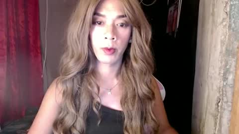 Snapshot of nikkie_dragon chatting on 01/17/25, 02:50 nikkie online show from 01/17/25, 02:50