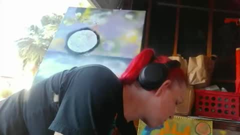 Nikkie online show from 04/30/26, 02:45