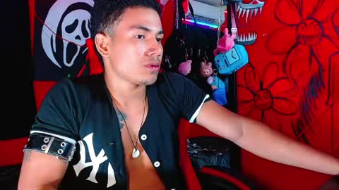 Nikki online show from 04/25/26, 12:57