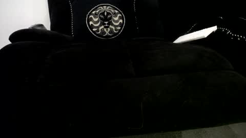 Snapshot of nikkkibabyyyy chatting on 11/25/25, 04:07 Niquita Sparkles online show from 11/25/25, 04:07