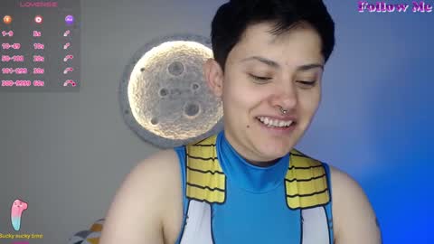 Nikky online show from 12/15/24, 01:00