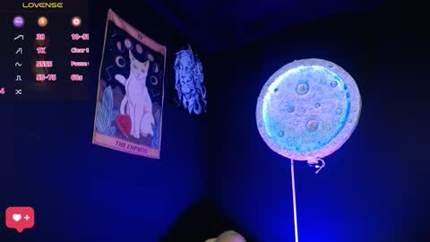 Nikky online show from 12/15/25, 01:15